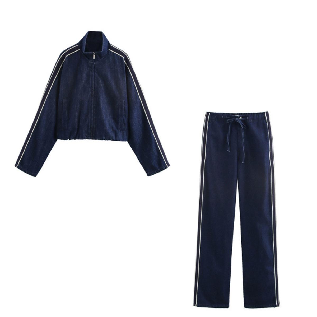 Women`s Regular Fit Two Piece Tracksuit