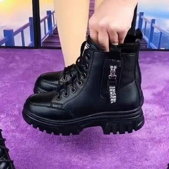 1 Pair Winter Women Boots Thick Flat Sole Faux Leather Side Zipper Solid Color Lace Up Soft Thermal Heat Retention Slip-on Anti-skid Shoes