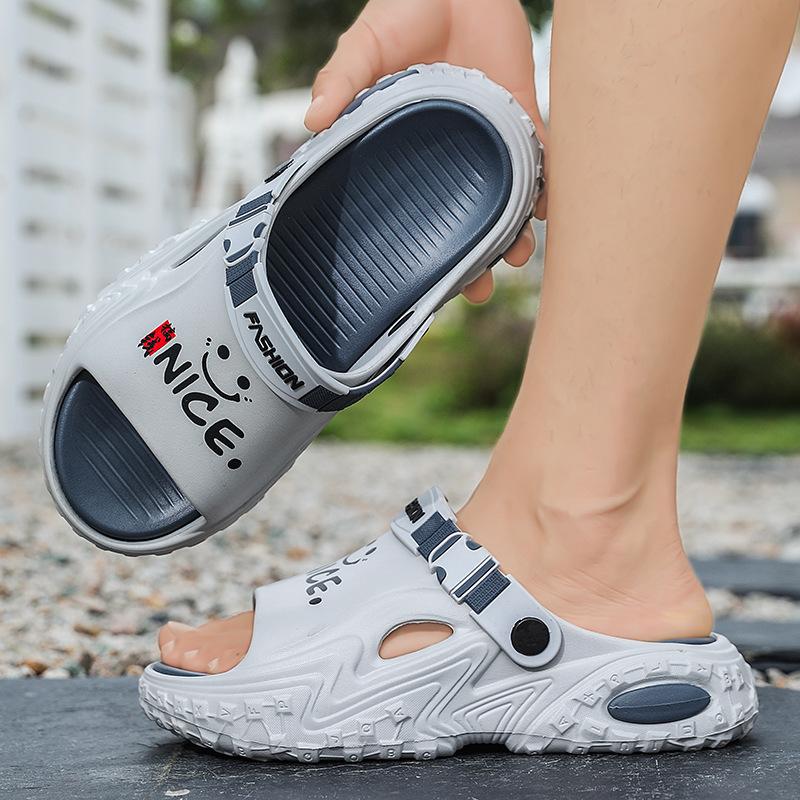 Summer new niche two wear sandals fashionable and versatile personality thick bottom stepping on shit feeling comfortable one-word drag non-slip sand