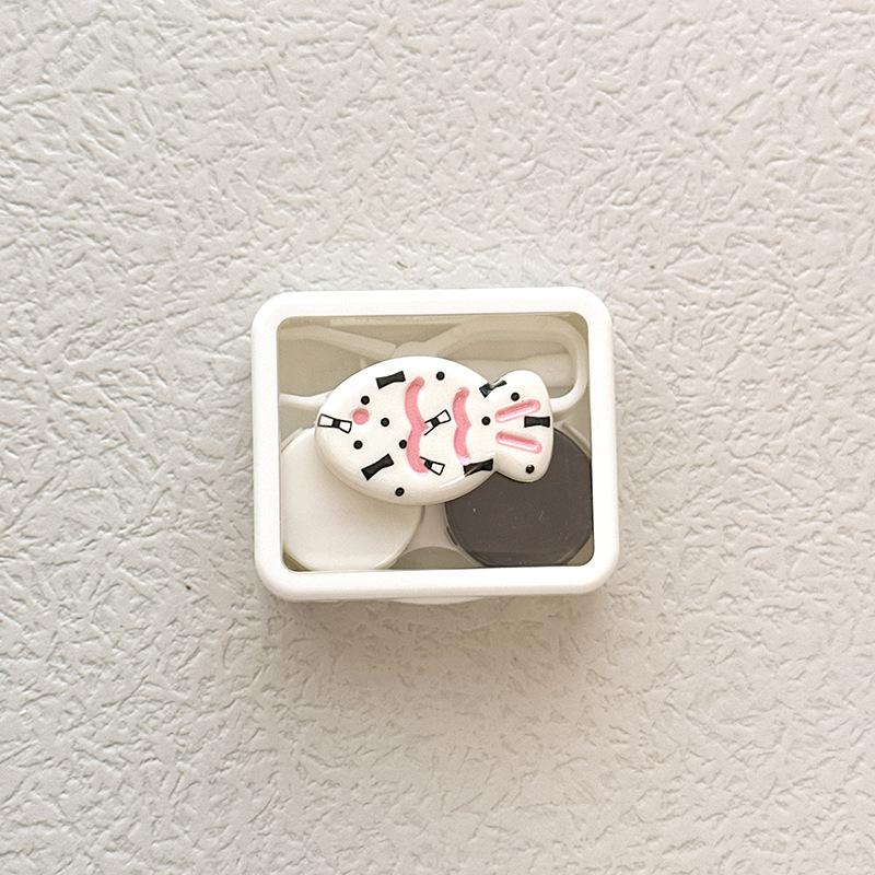 Bonbonfarbene Kontaktlinsenbox Niedliche Schleife Tragbarer Kontaktlinsenbehälter mit Pinzette Saugstab Set für Reise-Kit-Halter