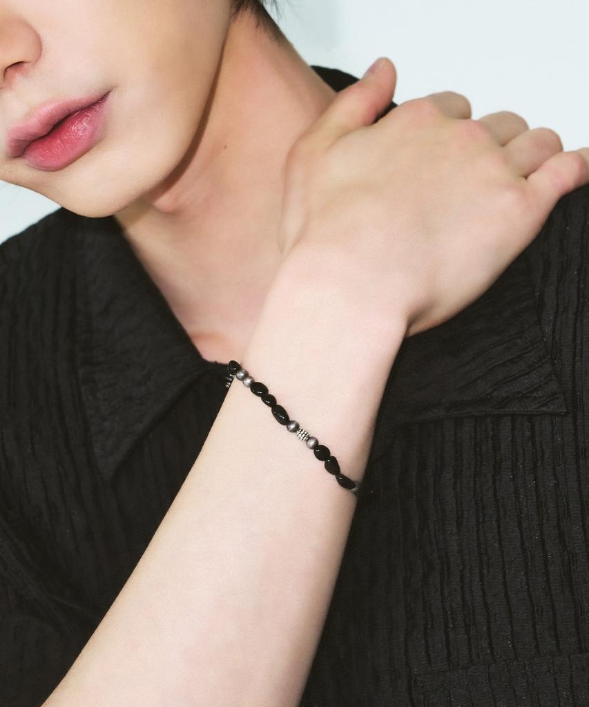 Ourdayz Black Stone Bracelet [Black]