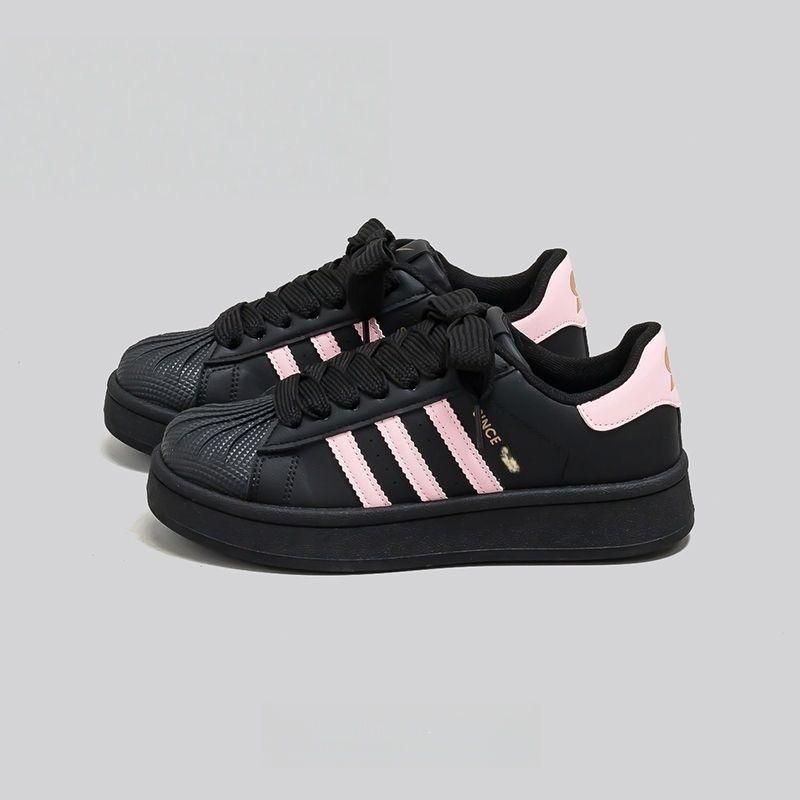 New women's shoes 2026 autumn and winter versatile three-way bar German training shoes comfortable soft-soled non-slip flat-soled casual board shoes