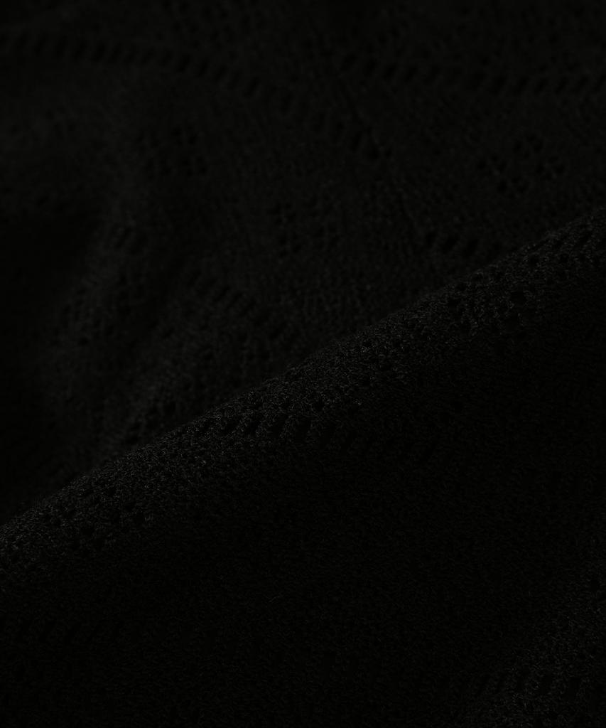 Aejeuon Wavy Lace Midi Skirt / Black