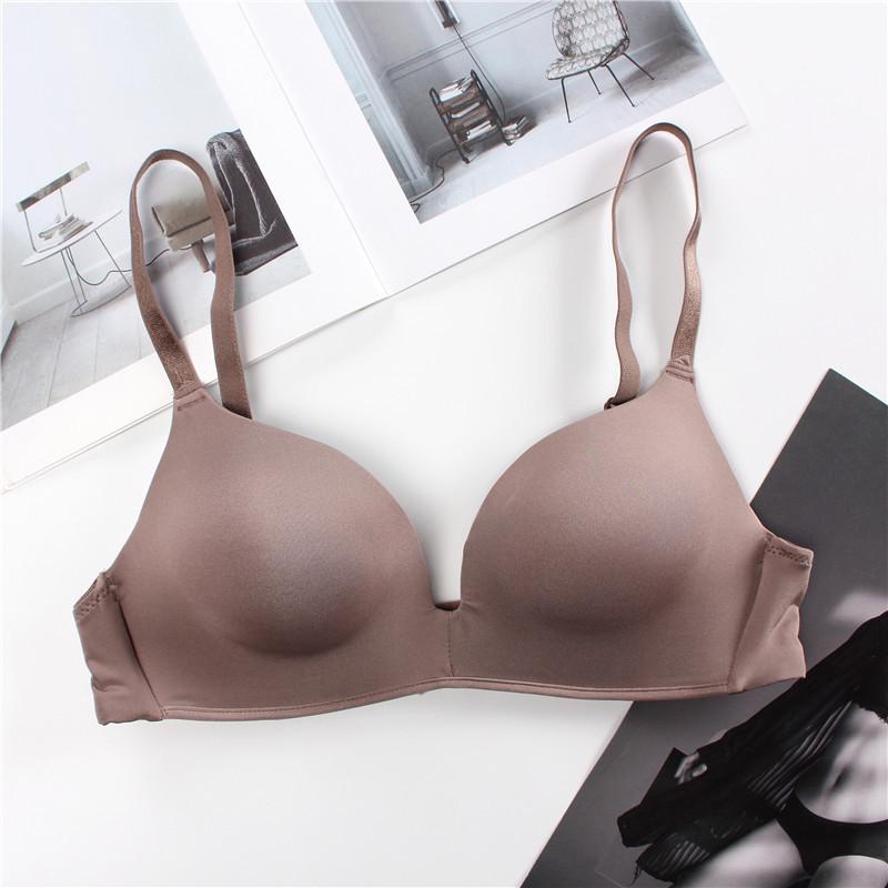 Seamless Japanese-Style Sleep & Sports Bra – No-Rim, Gathered, Anti-Exposure Design