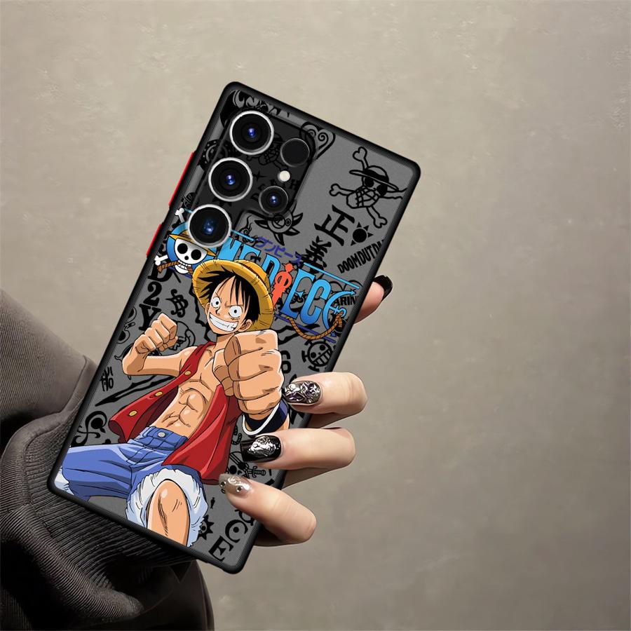 One Piece Luffy Cute Funda Back Phone Cover Case for Samsung Galaxy S24 Plus S23 FE S25 Ultra S21 S20 FE S26 Note 20 Ultra 10+