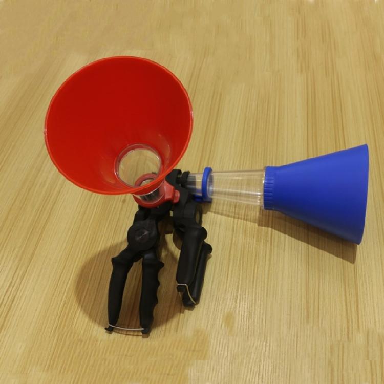 Engine Refueling Funnel with Adjustable Width Holdings Clamps Oil Filling Funnel