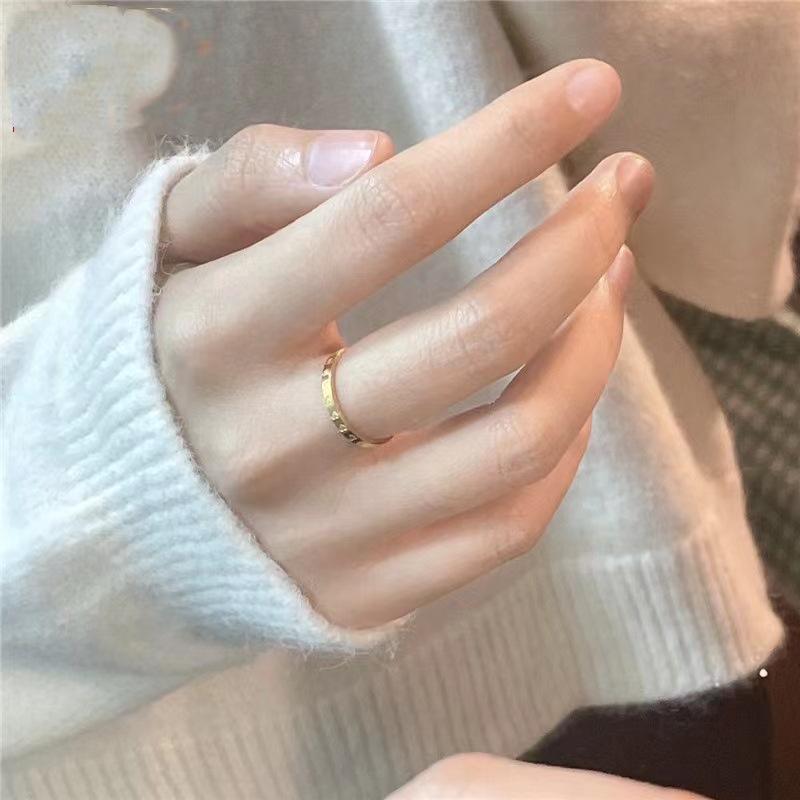 Heart Ring: Gold-Plated Brass Index Finger Ring, Simple Couple Design - Perfect Qixi Festival Gift for Girlfriend