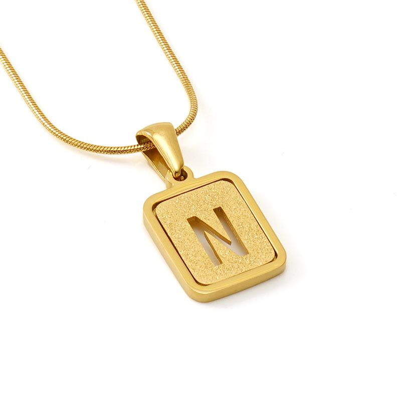 Colier cu pandantiv cu 26 de litere placat cu oțel inoxidabil cu design lanț șarpe rotund