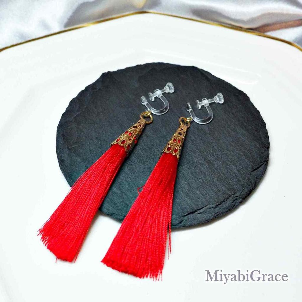 Resin Dangling Long Red Tassel Earrings Large Pierced Earrings Red Fringe Earrings Popular Earrings Accessories Miyabi Grace Gold Non-Pierced Women's