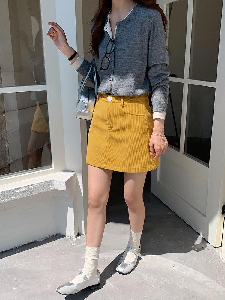 Saidi Corduroy Retro A-Line Skirt - Korean Style, Slim Fit, High-Waisted, Autumn/Winter 2025 Collection.