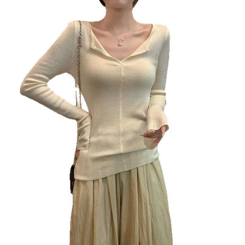{Six wool} Pure desire V-neck solid color knitted sweater long-sleeved women's autumn and winter design sense Slim body and keep warm