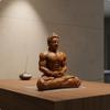 Ebenholz geschnitzter Buddha Kreatives Design Muskulöse Statue Humorous Decor Holzskulptur für