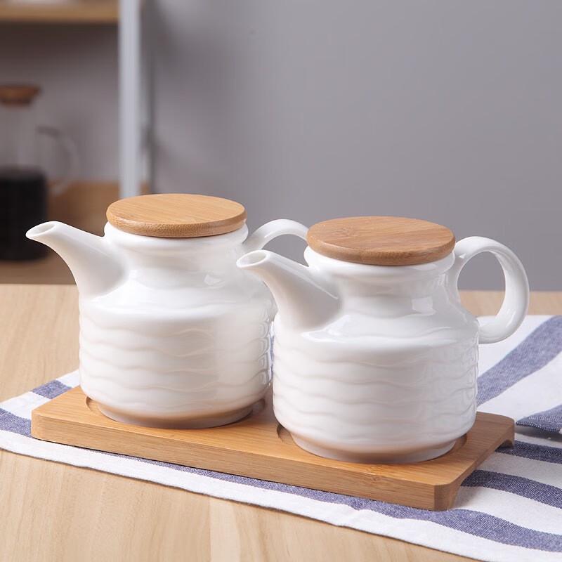 

Qianxing Ceramic Seasoning Cruet Set (2 Pots)
