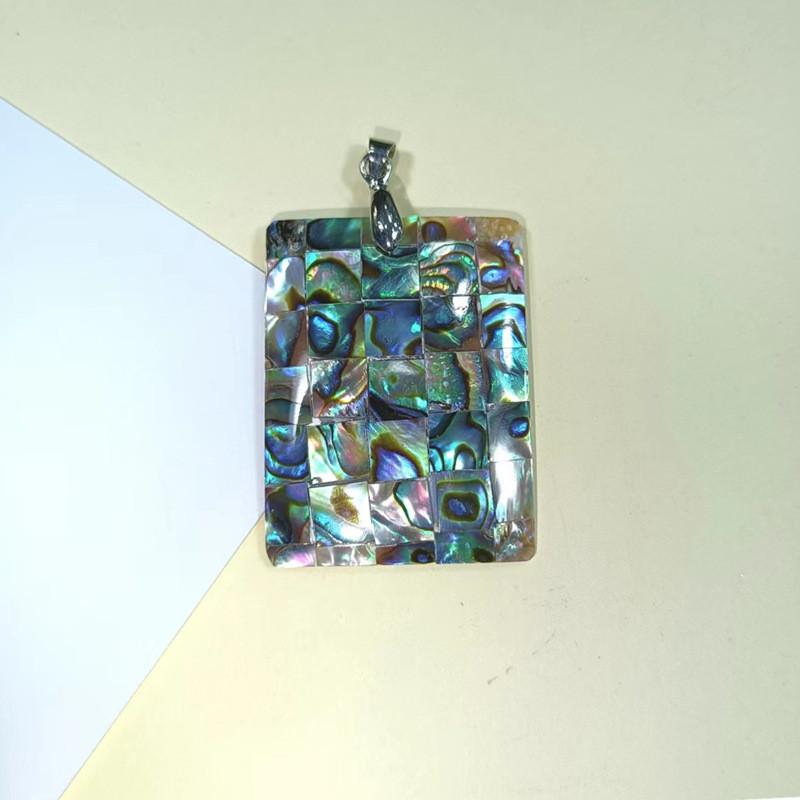 Shell Pendant Necklace With Geometric Shapes For Vintage Jewelry Lovers