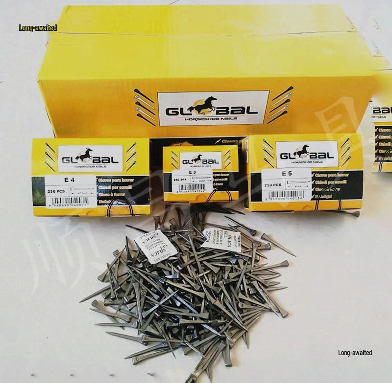 Speed Horseshoe Forged Steel 24 Studs for Training and Breaking-in Racehorses by Qileide Zhu