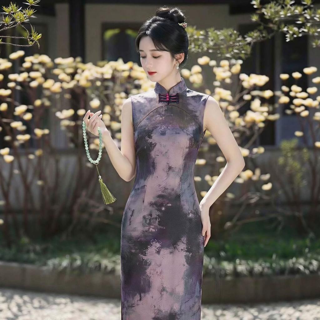 New Chinese-style Purple Satin Improved Cheongsam 1 New Women's Jiangnan Style Sleeveless Long Thin National Style Dress