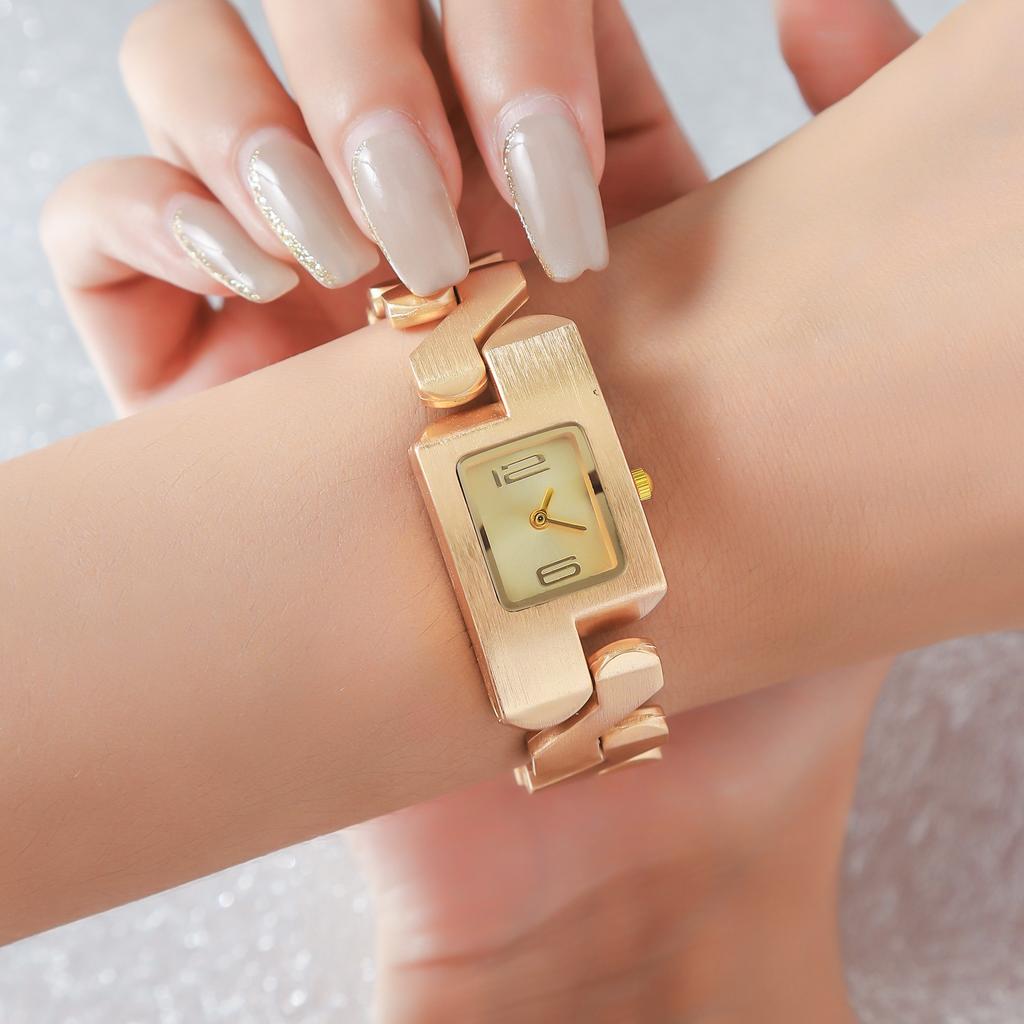Ladies' fashionable light luxury mixed Arabic numeral dial refined steel strip quartz watch.