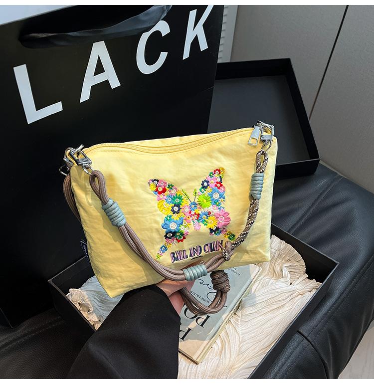 Embroidery Zipper Shoulder Bag Women's Niche Design Small Fresh Fashion Large Capacity Portable Storage Bag Toilet Bag