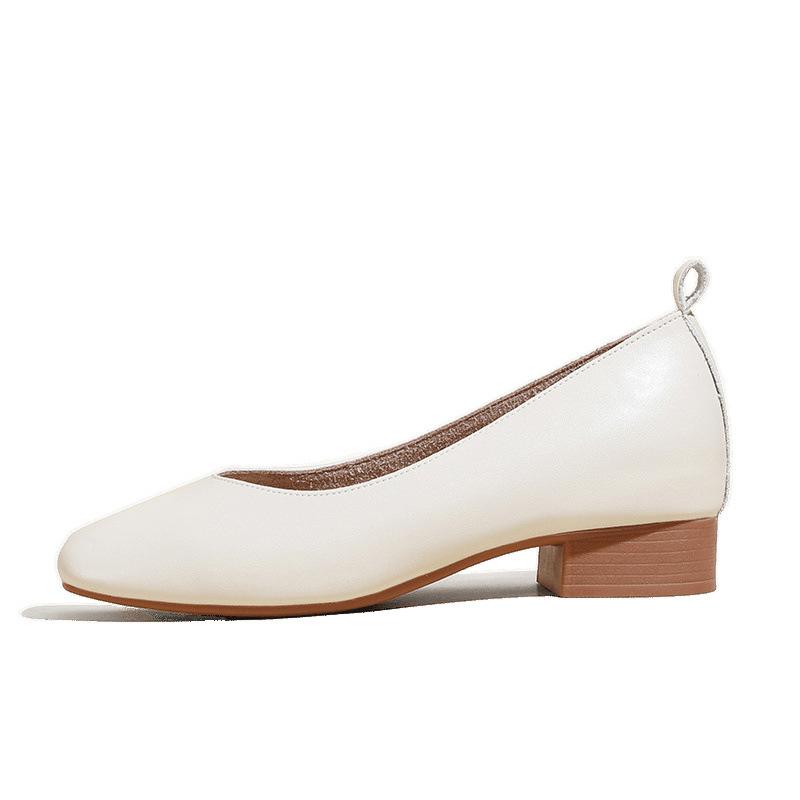 Single shoes women's new low heel thick heel inner height increase fairy soft leather square head beanie shoes women's small size 3233