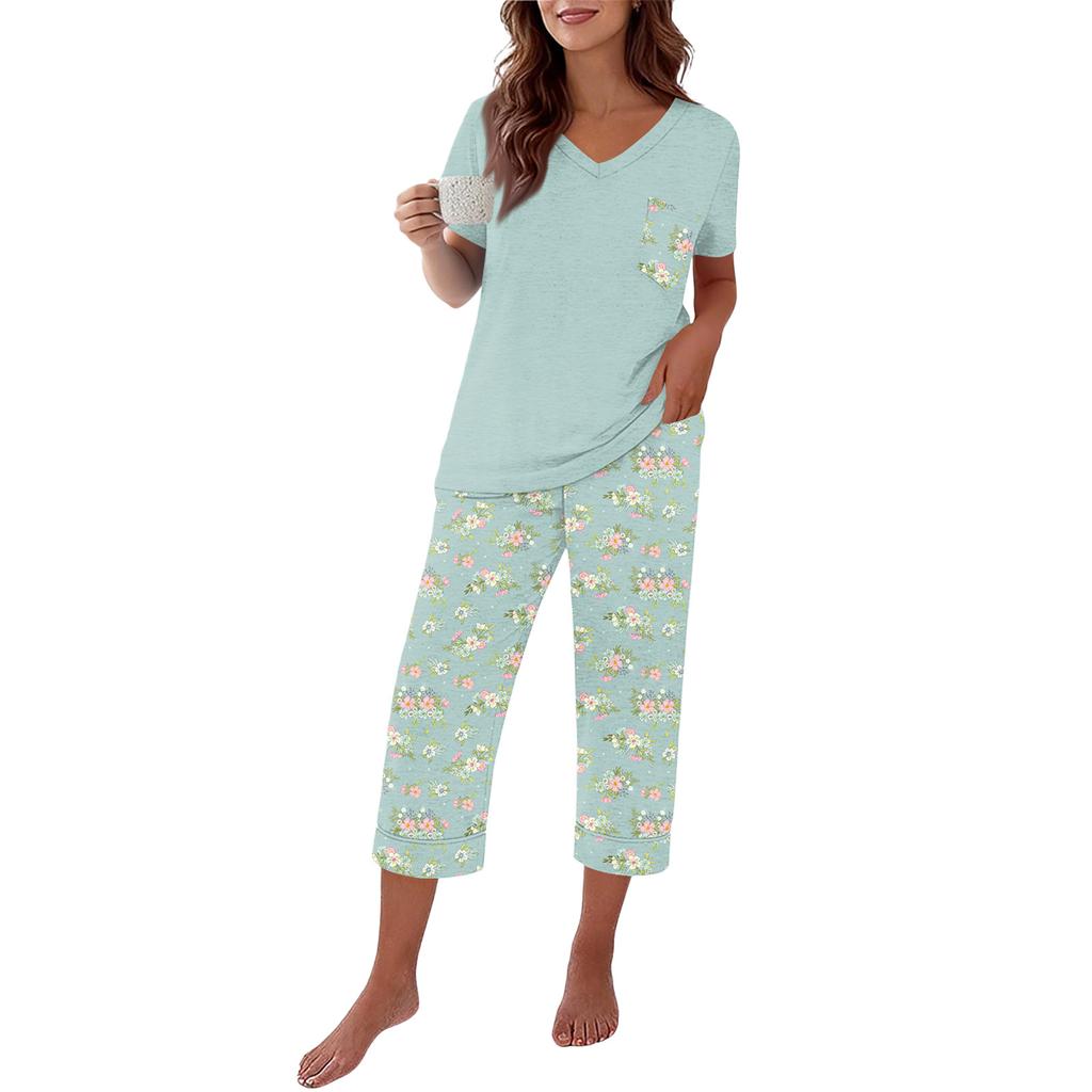 Women's Casual Printed Short Sleeve Loose Fit T-Shirt and Capri Pants Lounge Set Soft Comfortable Fabric Relaxed Home Wear
