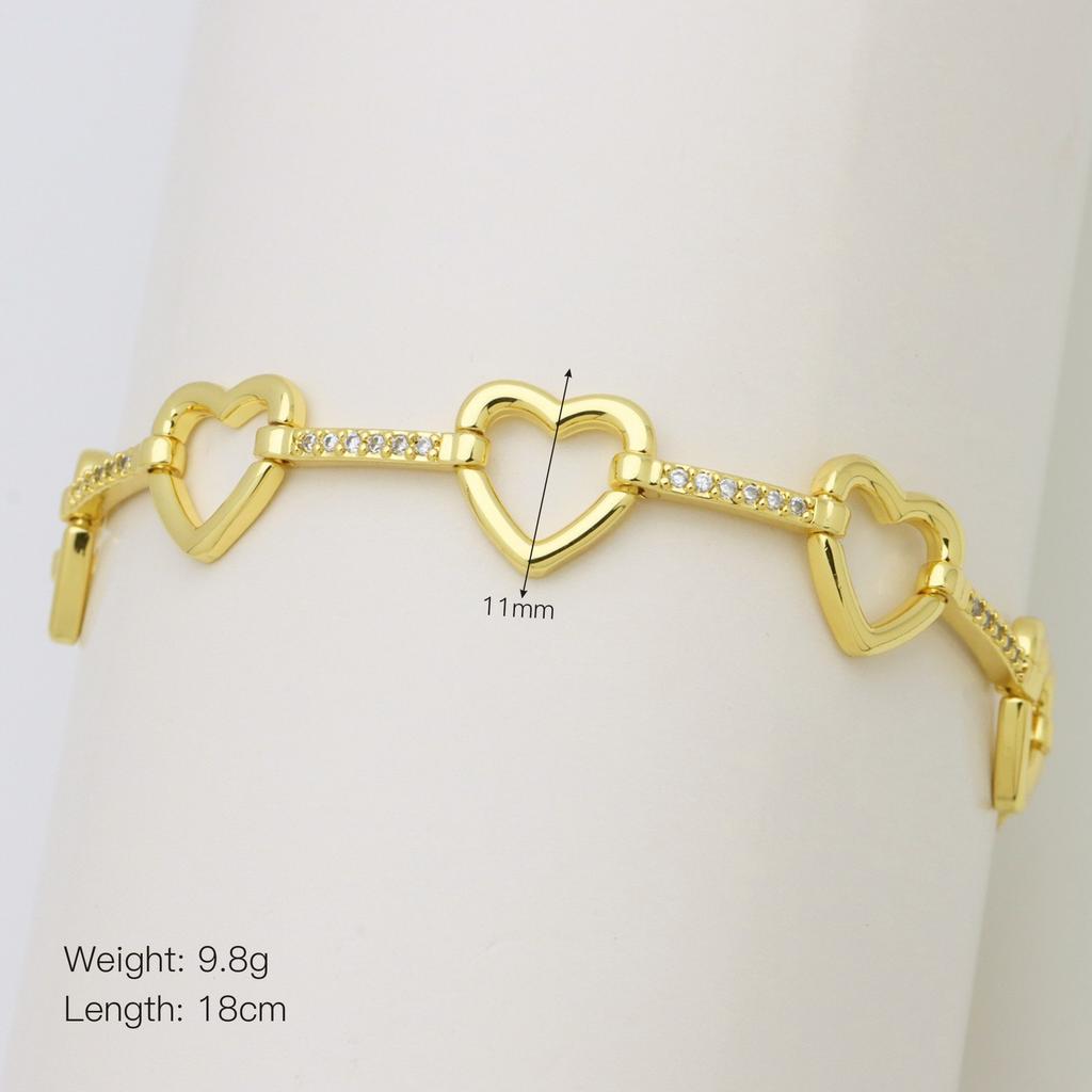 Personalized Light Luxury High-End Copper Gold-Plated Hollow Heart-Shaped Love Zircon Pig Nostril Strap Bracelet