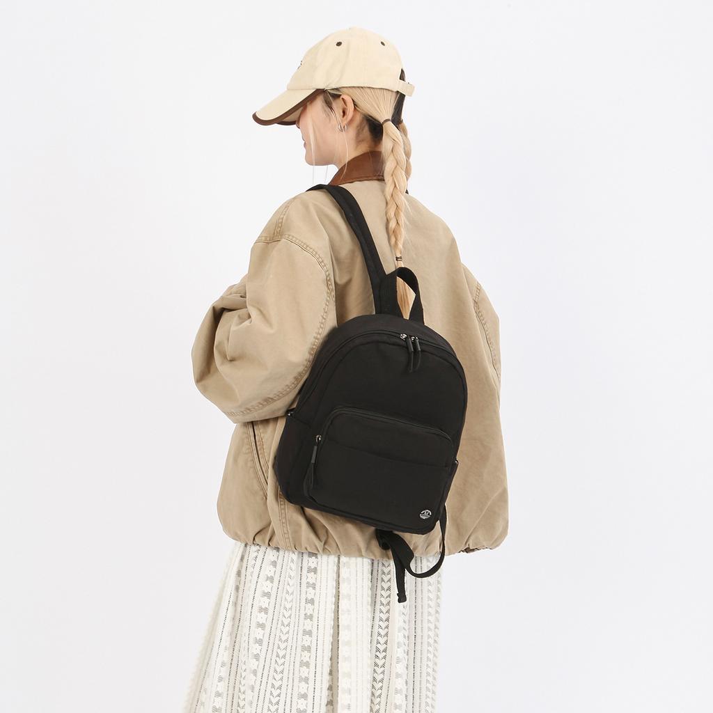 Schoolbag casual backpack Korean version simple nylon backpack commuting travel large capacity backpack college bag