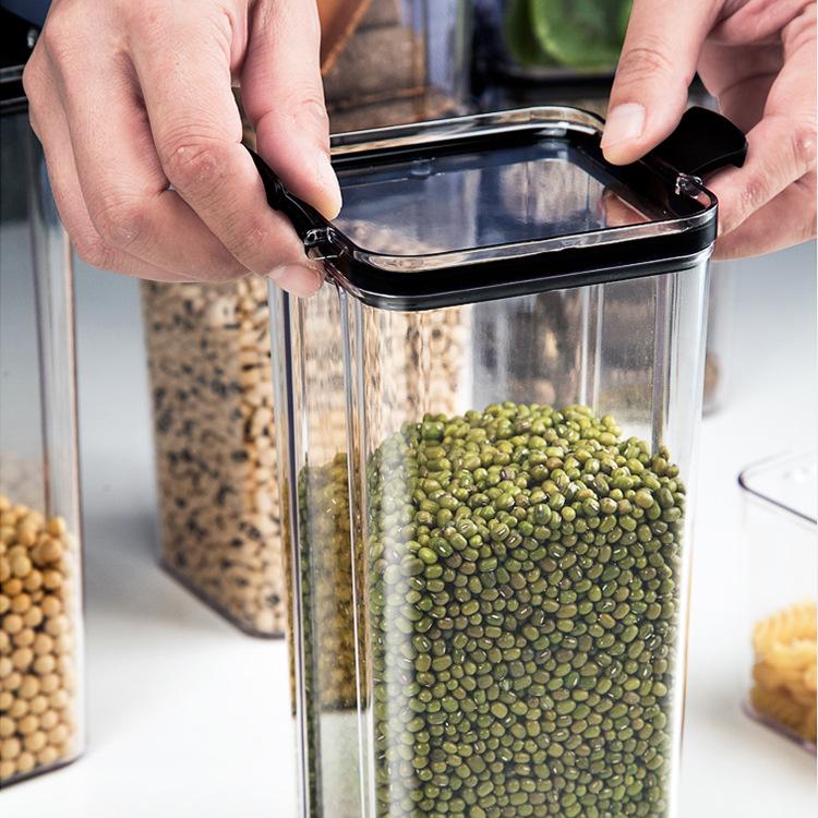 Clear Plastic Sealed Jar Square Snack Storage Jar Crisper Kitchen Grain Storage Jar for Dried Fruits