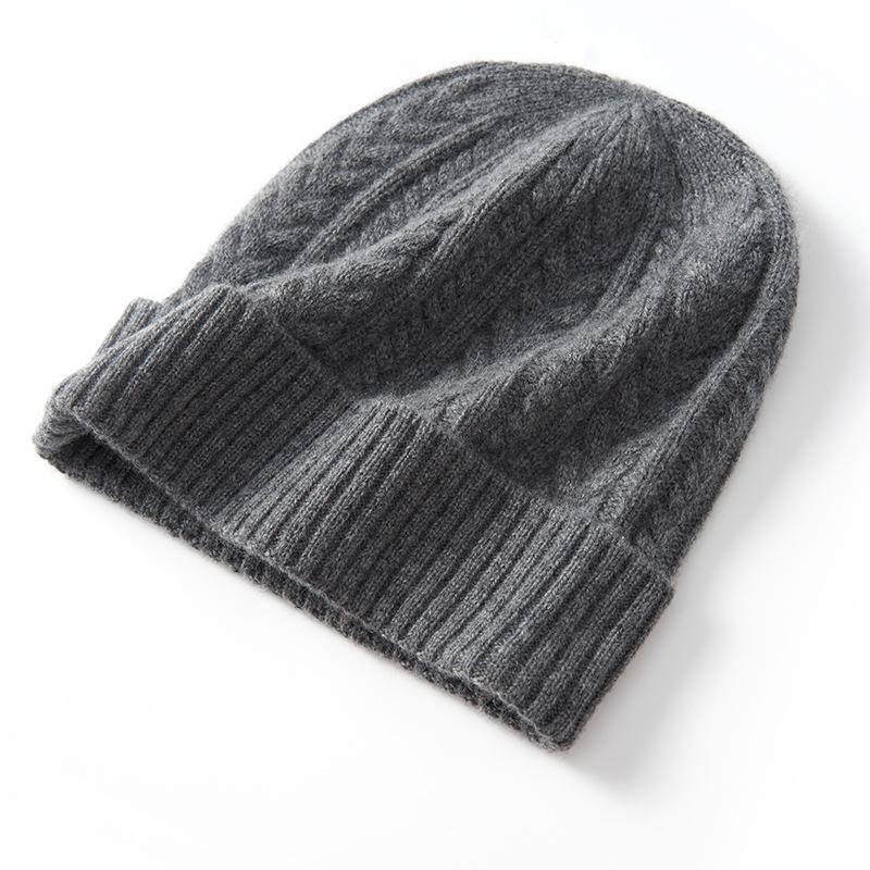 Cashmere Autumn and Winter New Women's High End Solid Color Wheat Cable Outdoor Fashion Cuffed Casual Knitted Hat