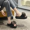 Plateau-Slipper Frühling und Sommer neue Mode Damenschuhe vielseitige Ein-Riemen-Sandalen weiche Sohle Strand-Slipper kühl