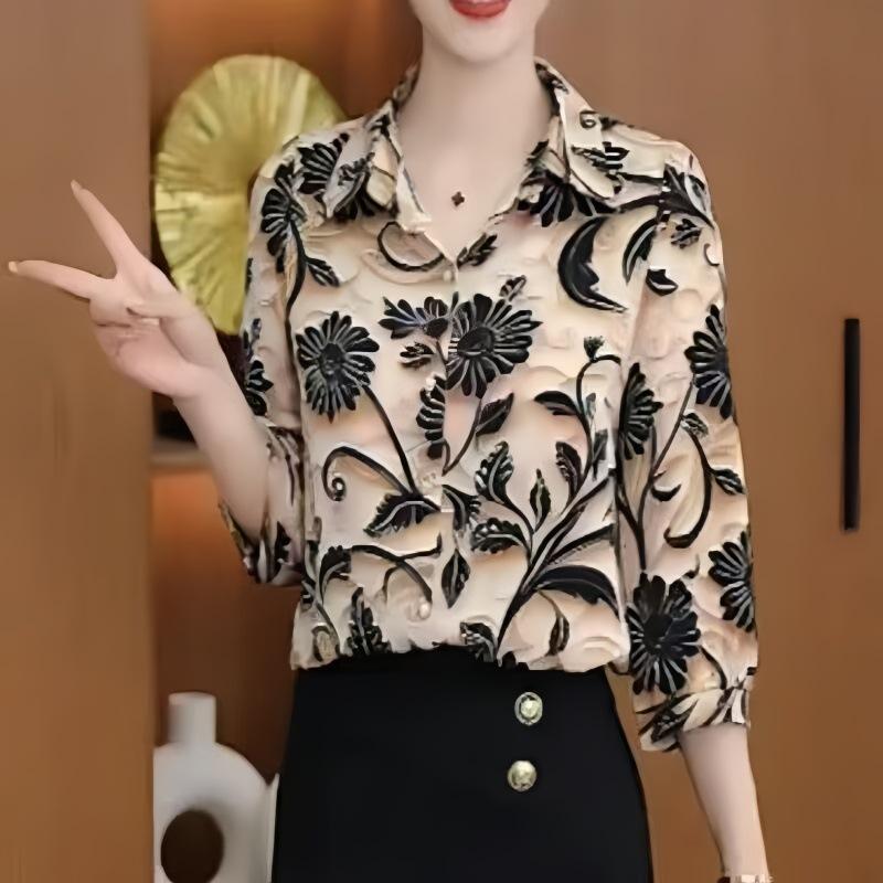 Shirt summer new printed shirt mother temperament fashion shirt loose and thin foreign seven-point shirt top