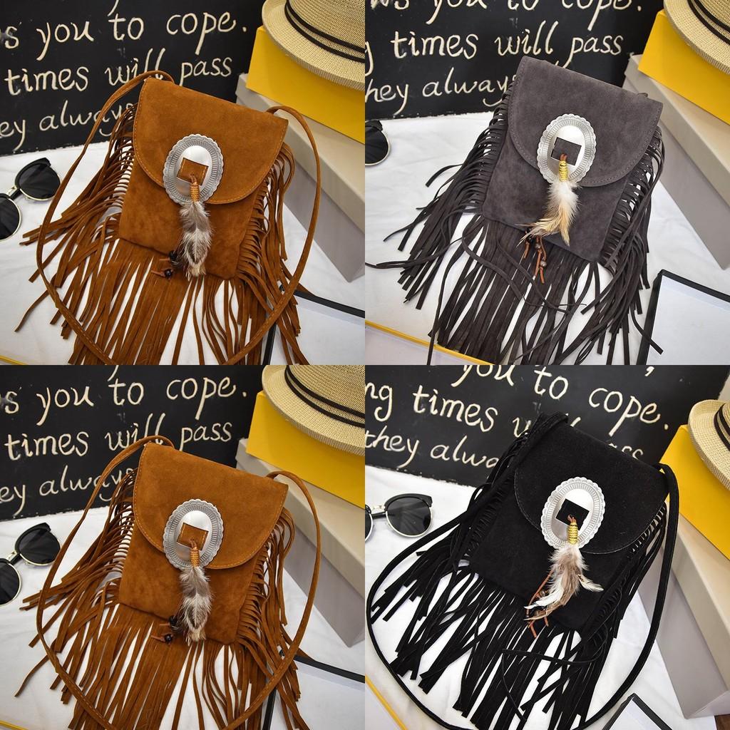 Bohemian Feather Tassel Shoulder Bag With Polyester Lining For Casual Outings
