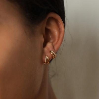 Elegant Diamond-Set Double-Layer Silver Huggie Earrings - Niche Design, High-End Fashion Versatile Ear Accessories