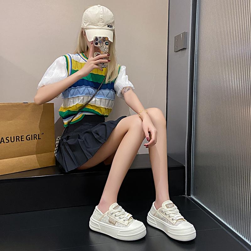 Breathable Lace Front Casual Shoes Comfortable Women's Flats New Arrival Summer  Fashionable White Color Women's Footwear