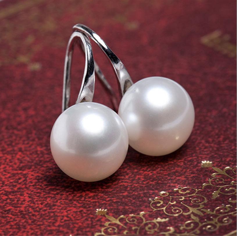 Fresh And Simple Small Fragrant Pearl Earrings, Classic Fashion And Elegant Temperament, Niche High-End Light Luxury Earrings