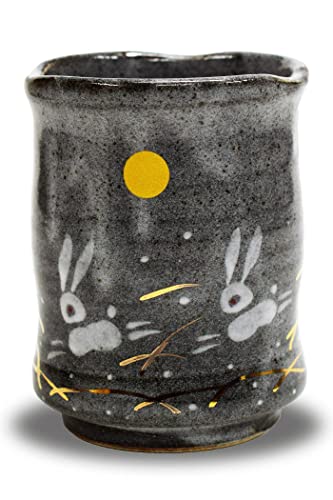 

Kutani Yaki(ware) Japanese Yunomi Tea Cup Rabbit