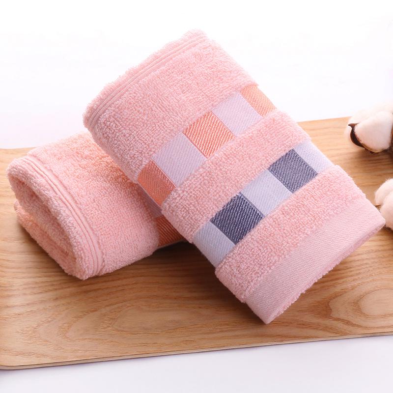 Plaid Cotton-Polyester Hand Towel - Soft, Absorbent, Ideal for Home & Hotel Use
