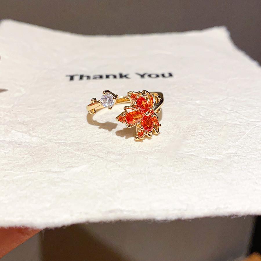 Copper Zircon Leaf Cuff Bracelet With Vintage Style For Women