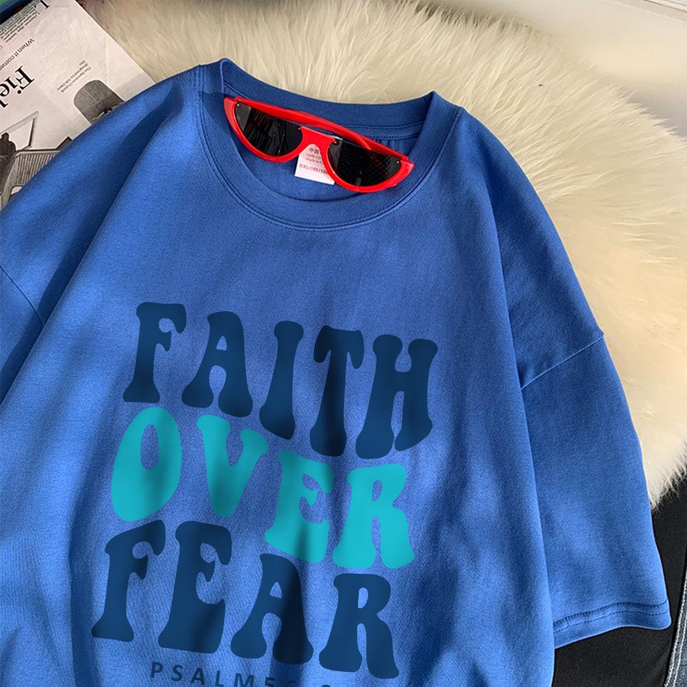 Мужская и женская футболка с принтом алфавита из хлопка — фото 9