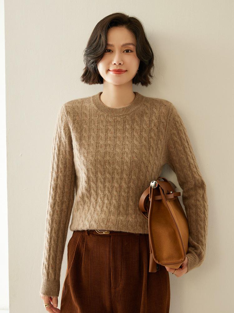 Cashmere Women's Round Neck Cable Knit Sweater - 2025 Autumn/Winter Retro Loose Slimming Pullover.