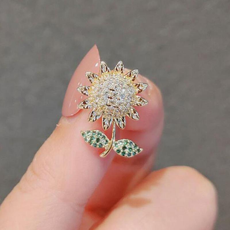 Trendy Shiny Rhinestone Sunflower Brooches Anti-Light Buckle Brooch Small Pin