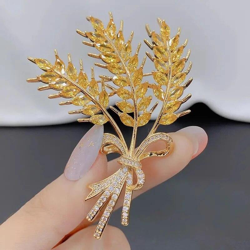 Luxury Golden Wheat Metal Brooch for Women Suit Sweater Stylish Lapel Pins Exquisite Rhinestones Jewelry Accessories Couple Gift