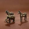 Figurines Animales en Laiton Massif Cheval Bélier Éléphant Rhinocéros Crapaud Tigre Design Rétro Pour Décoration de Maison et de Bureau Cadeau de Collection