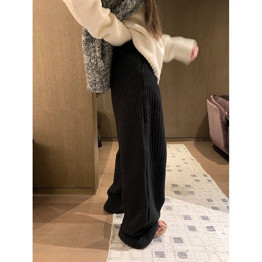 White Quilted Vertical Stripe Wide-Leg Drawstring Pants