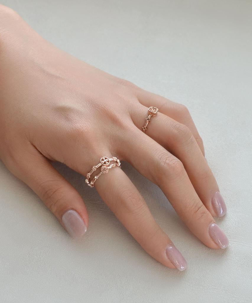 Vivus Cross Rose Rose Gold Silver Rosary Ring