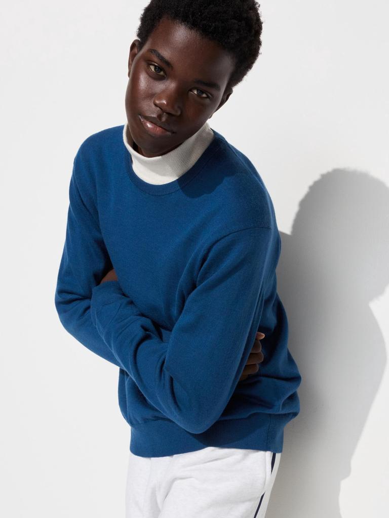 Uniqlo Japan Extra Fine Merino Crew Neck Sweater  Long Sleeve 