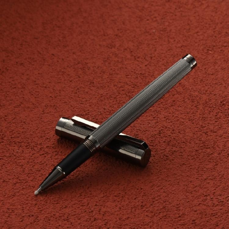 Professional Metal Body Pen With Comfortable Design Reliable For Signing Documents