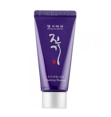 Regenerating Hair Shampoo Vitalizing Shampoo Daeng Gi Meo Ri 50 Ml