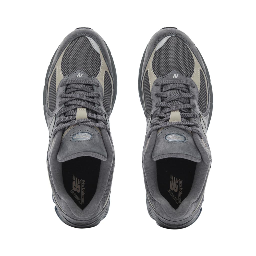 New Balance 2002R 'Grey Beige Navy' Sneakers M2002RTC