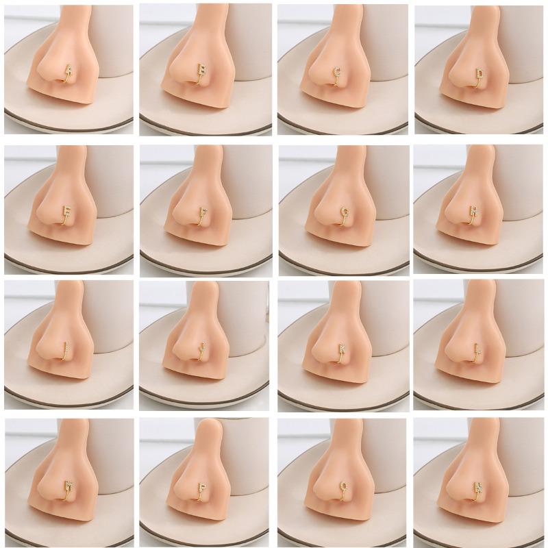 A 26-letter U-shaped Diamond-encruted Nose Stud Without A Pungent Clip