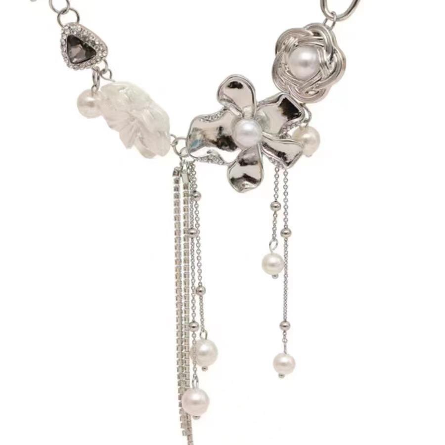 Pearl tassel flower necklace new popular temperament collarbone chain female choker neck chain accessories